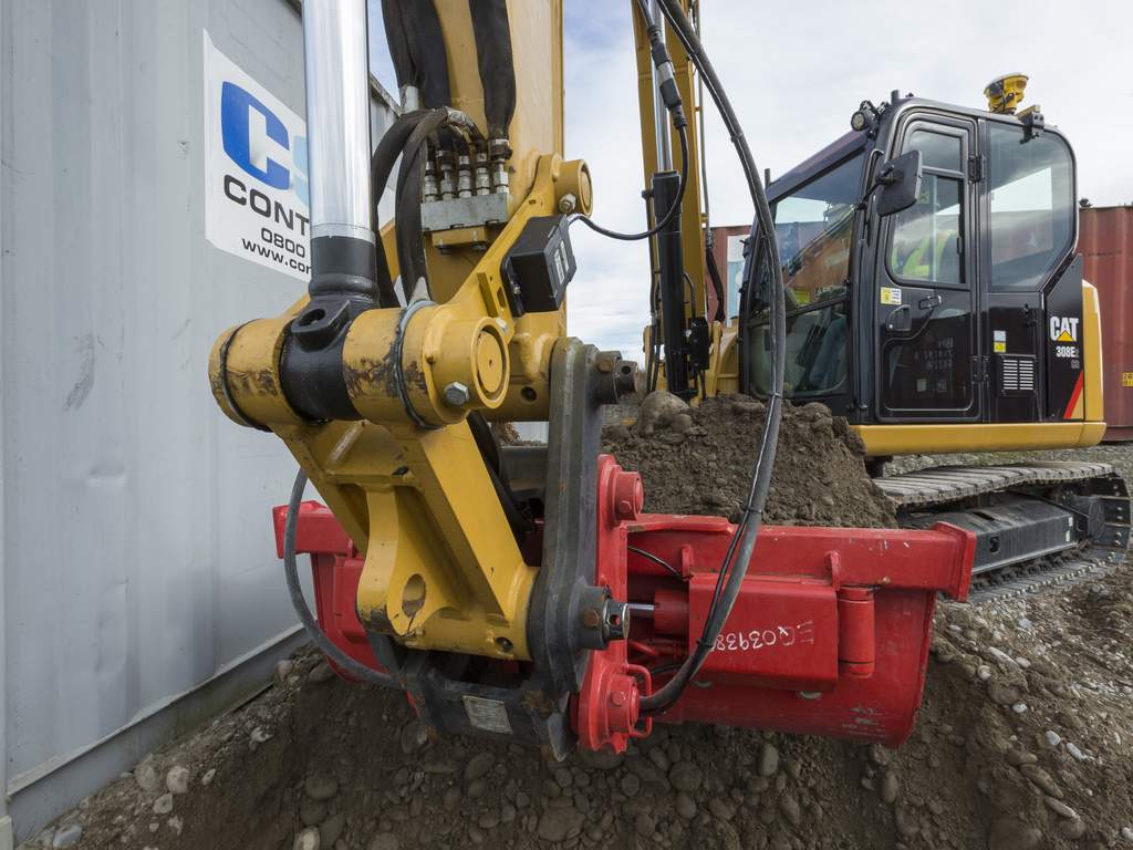 Minibagger mit Trimble Earthworks 3D-GNSS