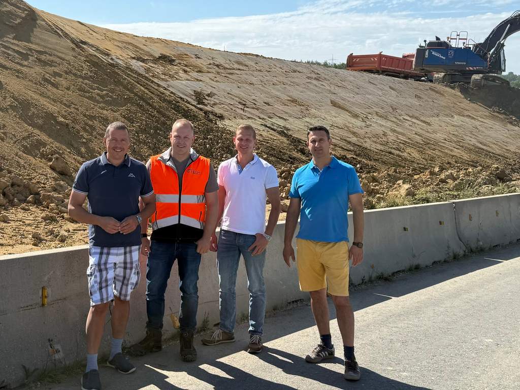 Marcel Weinberger (Richard Schulz), Christian Müller (SITECH Deutschland), Michael Weinberger, Sinisa Pavlovic (Richard Schulz) (v.l.n.r.)
